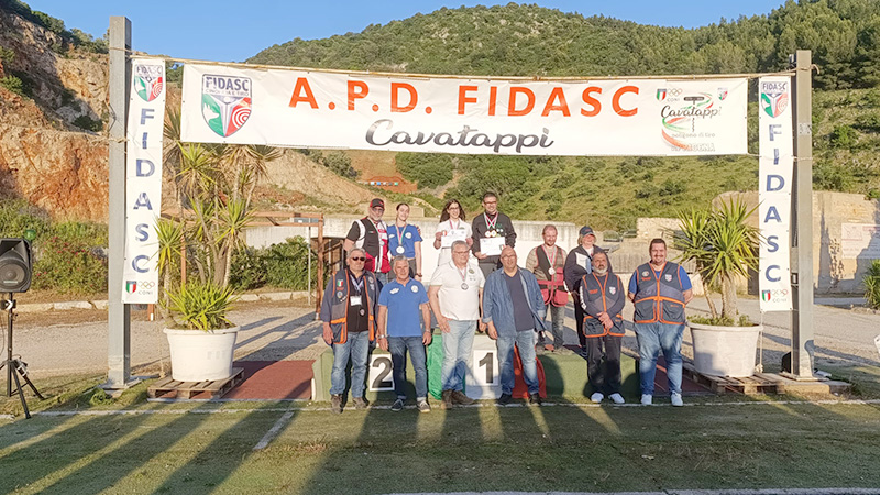LE PREMIAZIONI SUI CAMPI DEL POLIGONO CAVATAPPI DI APRICENA