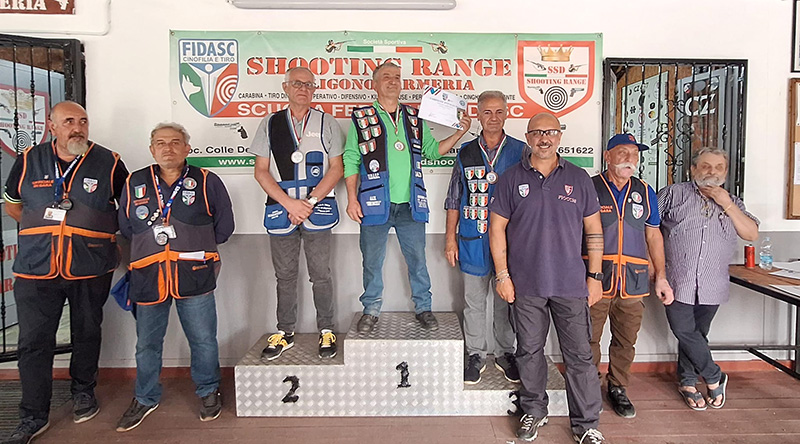 6 SPECIALITA HUNTING CAT MASTER